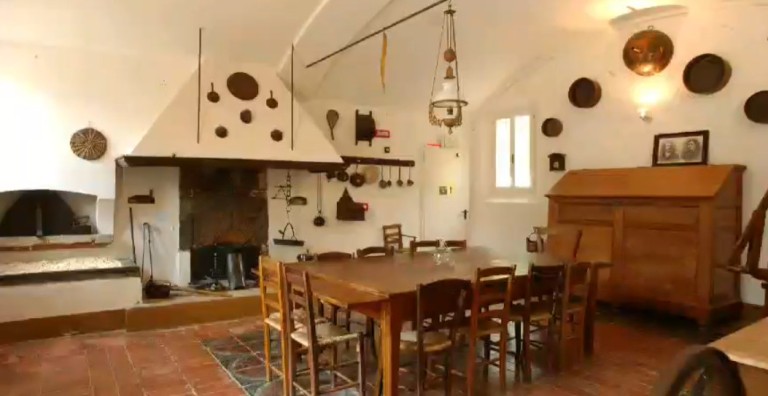 Museo della Civiltà Contadina.jpg