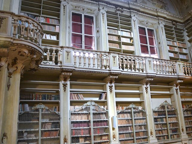 Biblioteca Zambeccari