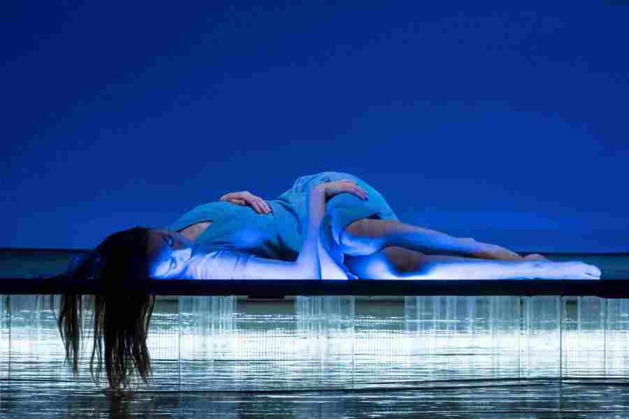  Anna Della Rosa | Accabadora   