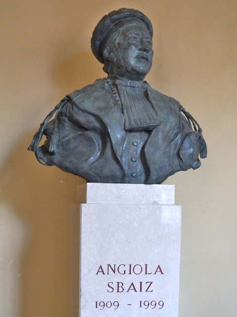 Busto di Angiola Sbaiz - Palazzo Ruini Ranuzzi (BO)