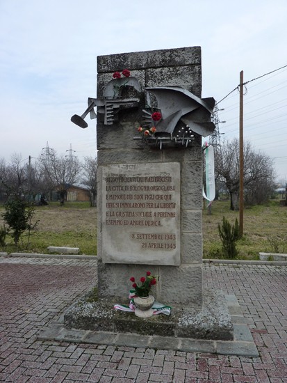Monumento ai 270 partigiani fucilati al Poligono di Tiro - via Agucchi (BO)