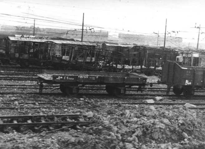 Bombardamento dello scalo ferroviario - Foto: Istituto Parri (BO