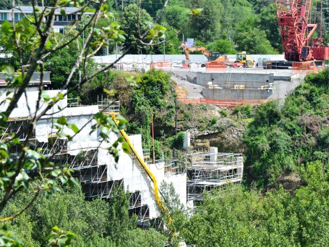 Il ponte in costruzione