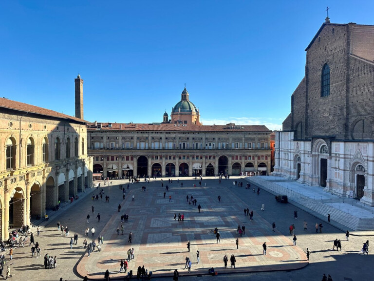 copertina di Bologna a Luci Rosse