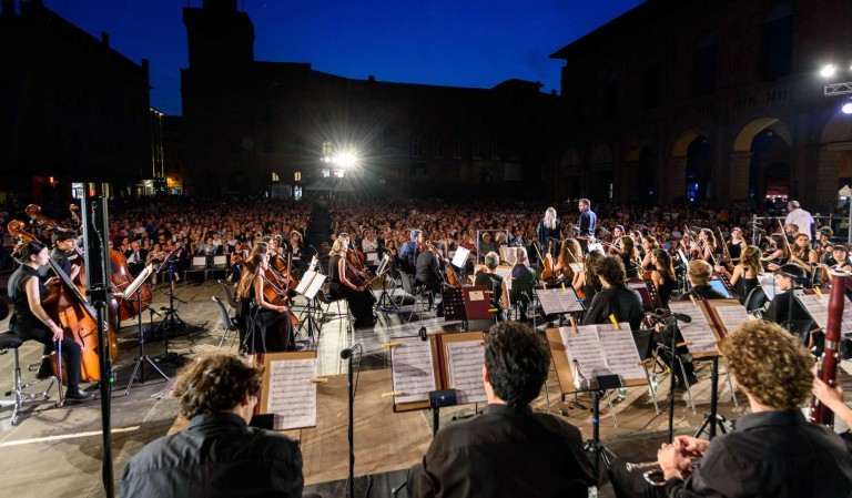 Bologna Portici Festival 2023 | piazza Maggiore