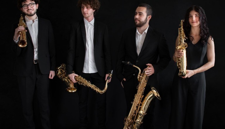 copertina di MIA – Satèn Saxophone Quartet