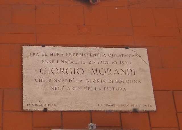 Lapide sulla casa natale di Giorgio Morandi 