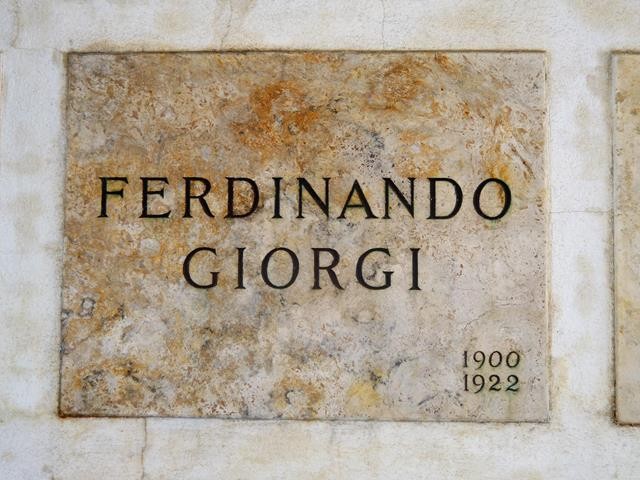 Lapide di Ferdinando Giorgi nel sacrario dei caduti fascisti - Cimitero della Certosa (BO)