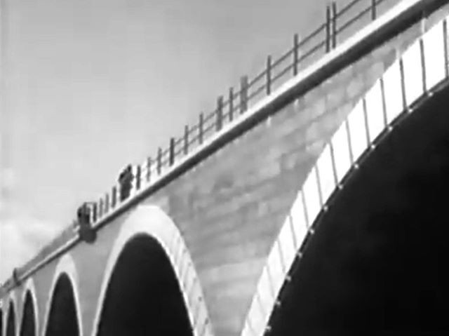 Il ponte ferroviario del Parco Arcoveggio