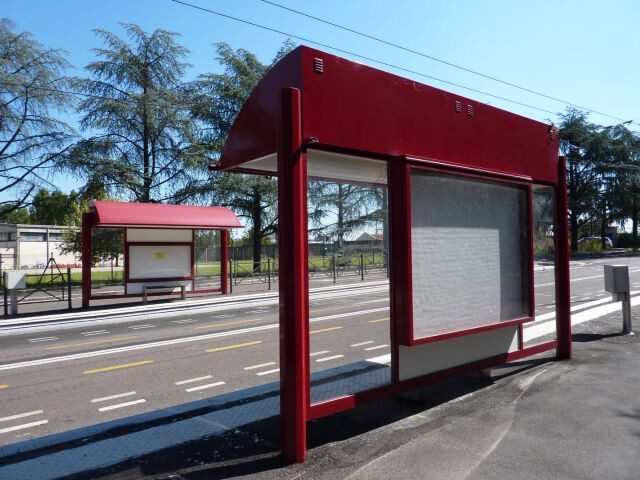 Pensiline del trasporto pubblico urbano