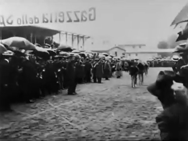 L'arrivo del Giro a Bologna nel 1909