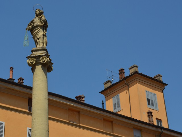 La colonna della Vergine in San Martino (BO) 