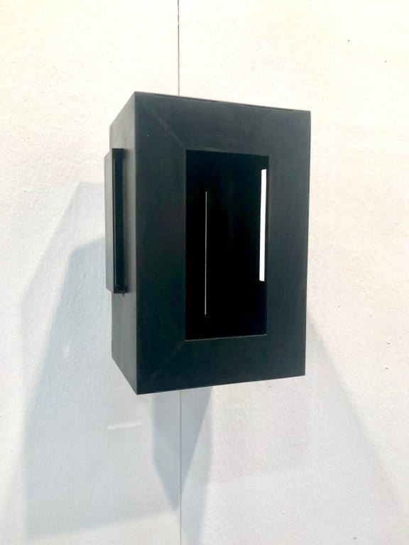 tn_Tramonto_OTTOGallery_2_Per Barclay, Quadro cupo, 1992, ferro, cm 30x20x22 .JPG