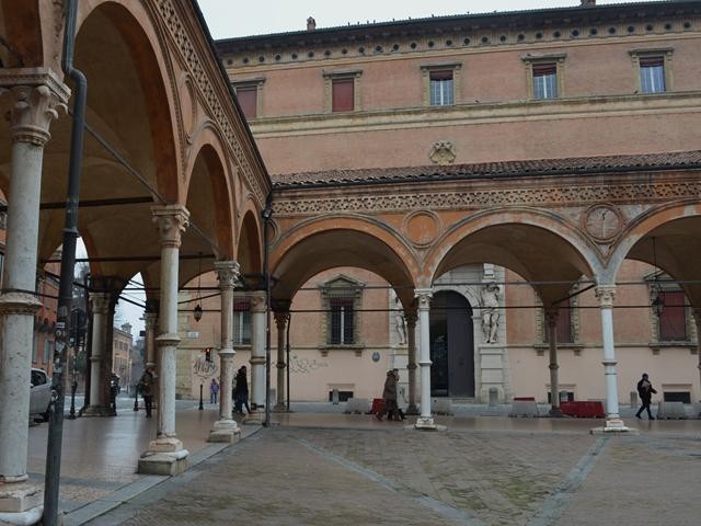 Portico dei Servi 