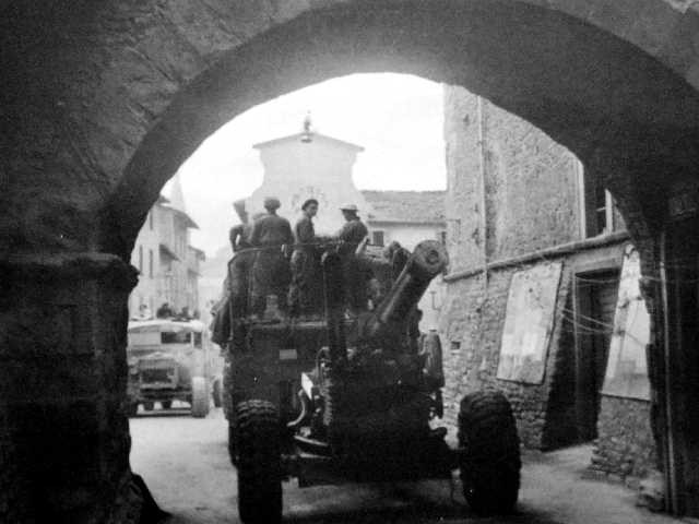 Gli Alleati entrano a Castiglione dei Pepoli - Centro culturale "P. Guidotti" - Castiglione dei P. (BO)