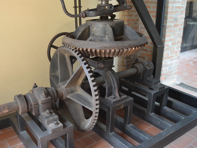 Macchina esposta nel Museo del Patrimonio industriale (BO)