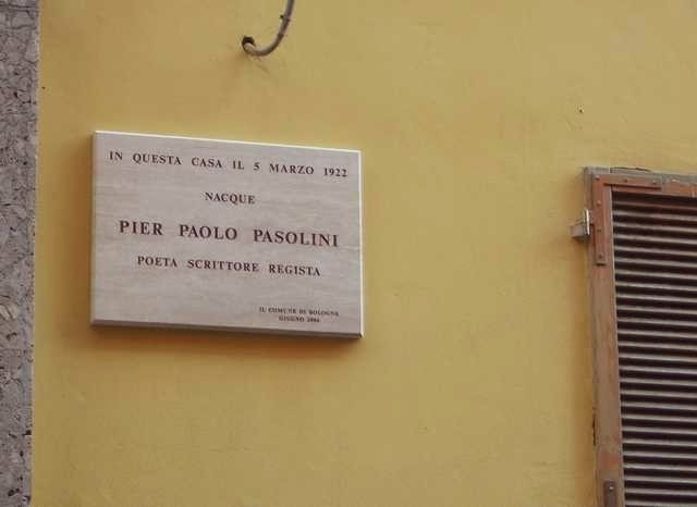Lapide sulla casa natale di Pier Paolo Pasolini 