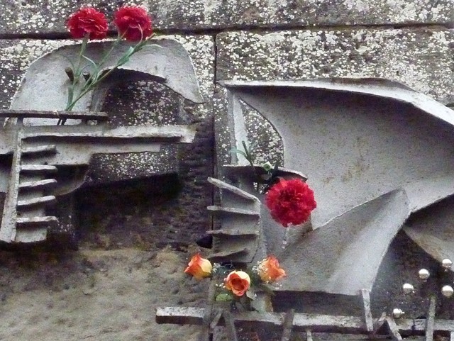 Monumento ai 270 partigiani fucilati al Poligono di Tiro 
