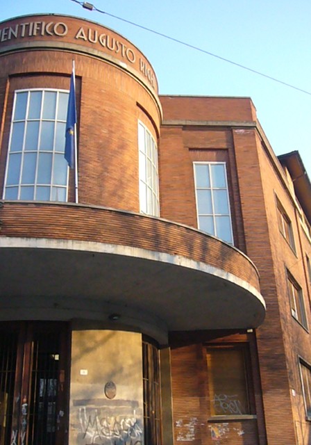 Liceo Augusto Righi, facciata