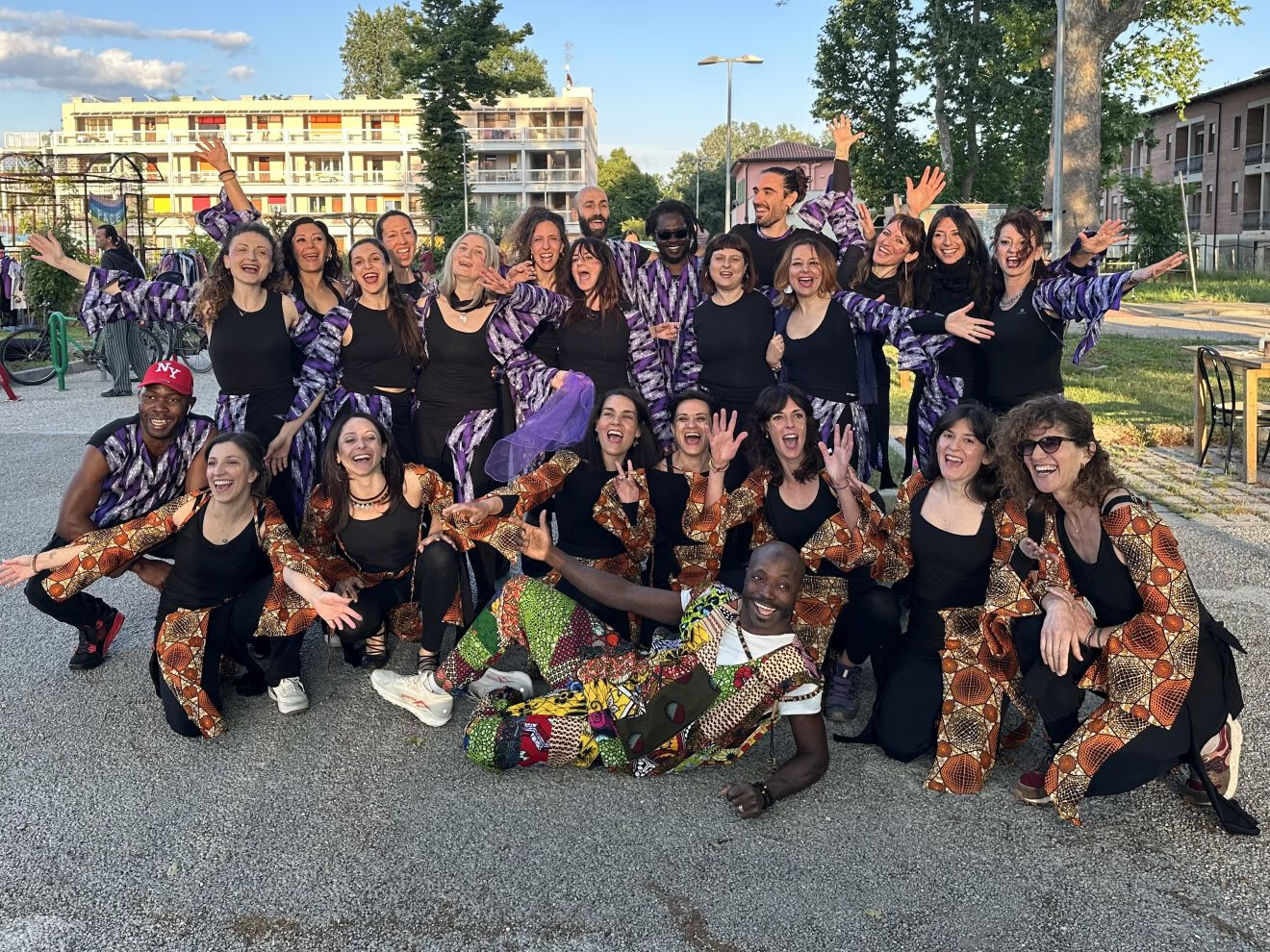 Esibizione dei gruppi di danza tradizionale della Guinea di Mohamed Careca Bangoura