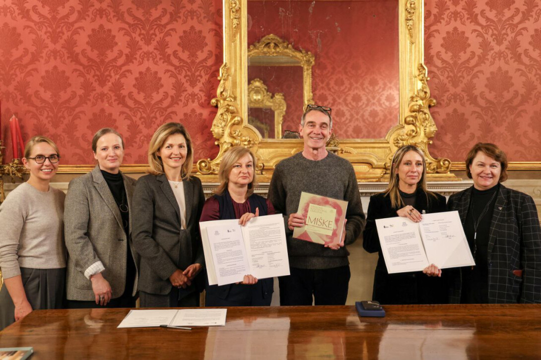 copertina di Firmato un accordo di collaborazione tra Biblioteca Salaborsa e la Biblioteca Nazionale lituana di Vilnius