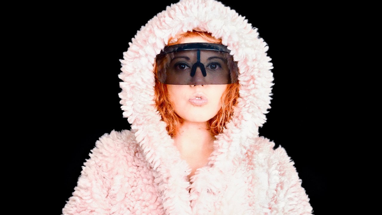 copertina di Maria Devigili