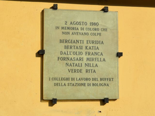 A ricordo delle lavoratrici del buffet della stazione
