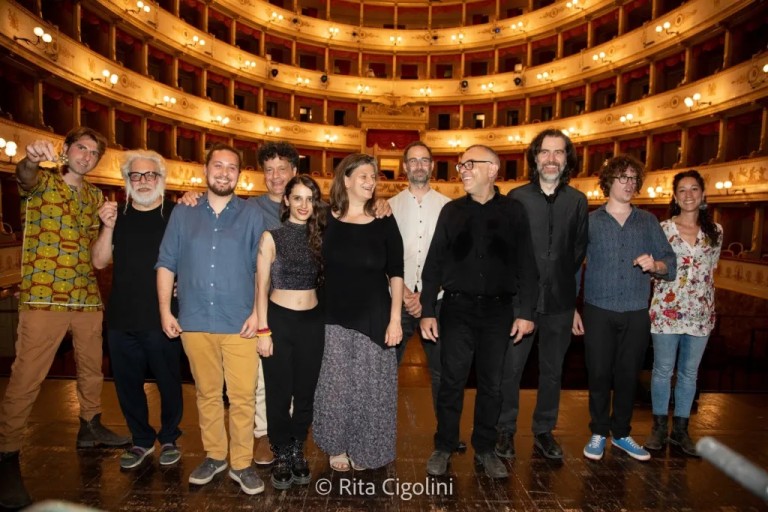 copertina di s A s – solo A sorpresa  + Orchestra Creativa dell’Emilia-Romagna  