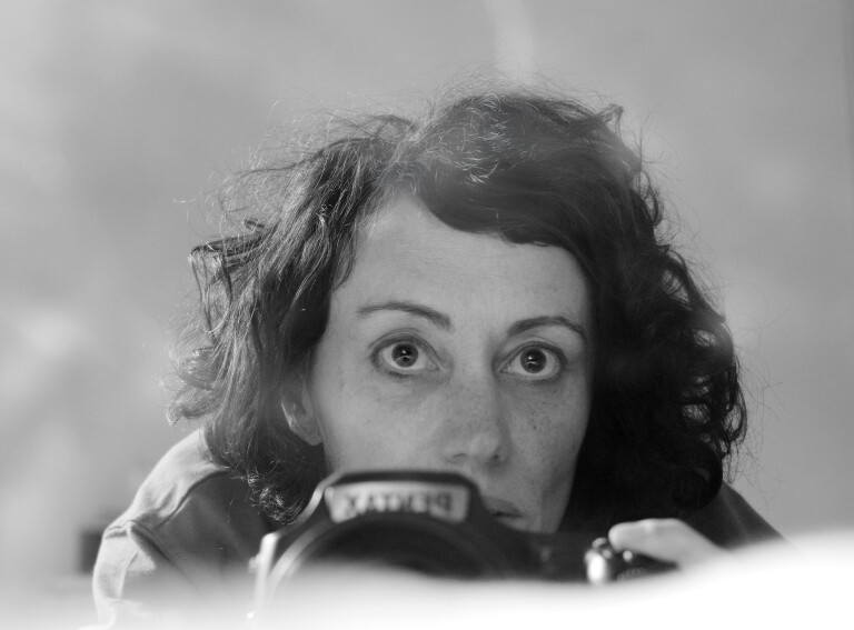 copertina di Una foto è una foto è una foto