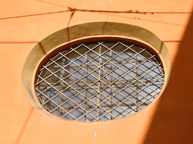 Ex chiesa di Santa Maria della Neve - facciata - particolare