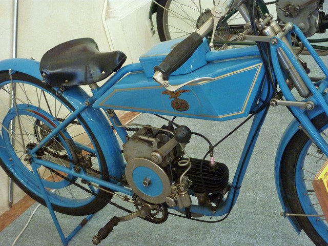 Moto GD 125 cc 