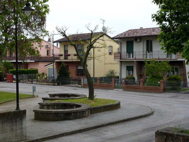 La piazza di Bosaro (RO)