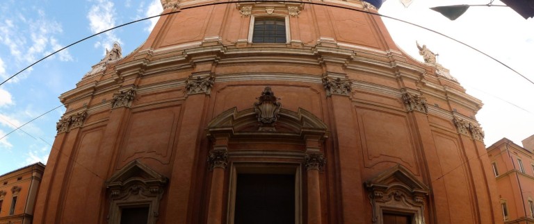 copertina di Accendiamo la cattedrale di San Pietro