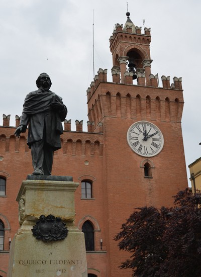 Monumento a Quirico Filopanti 