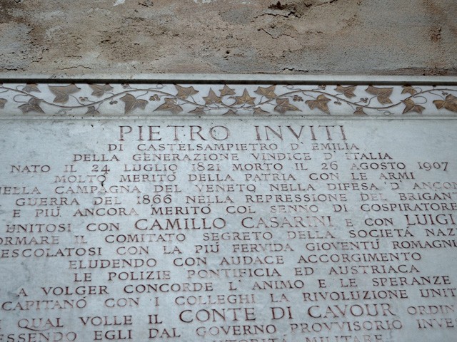 Tomba di Pietro Inviti - particolare - Cimitero della Certosa (BO) 	