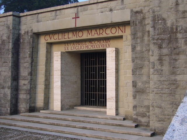 Mausoleo Marconi a Pontecchio (BO) - particolare