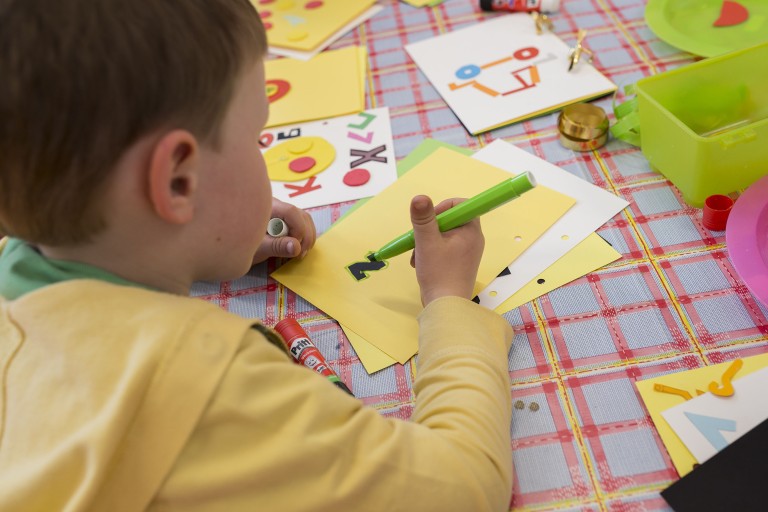 cover of Abitare il Futuro: un percorso tra creatività, emozioni e digitale