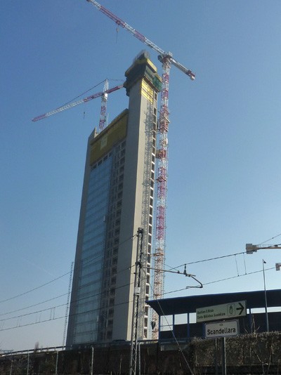 Torre Unifimm in costruzione