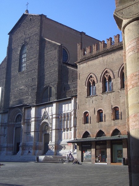 Palazzo dei Notai - basilica di San Petronio
