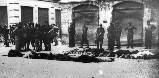 Eccidio in Piazza Grande a Modena