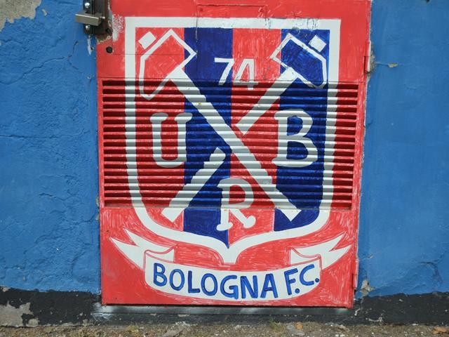 Sede degli Ultras del Bologna - via Andrea Costa (BO)