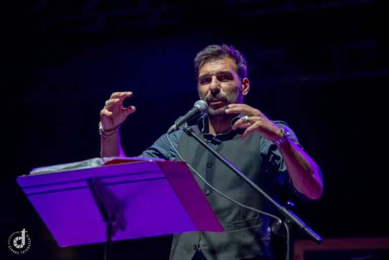 copertina di Edoardo Leo | Ti racconto una storia