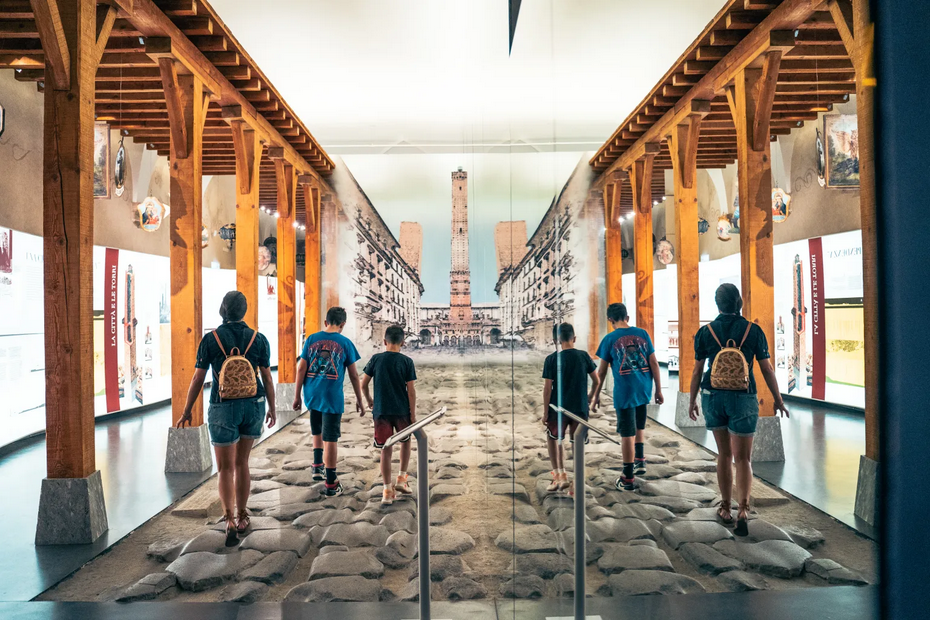 couverture de Family Tour