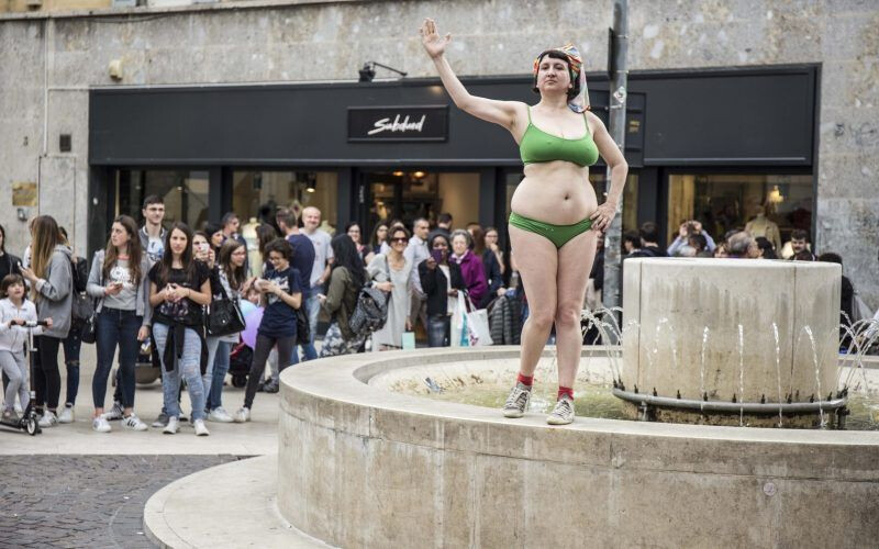 A corpo libero |  Silvia Gribaudi 