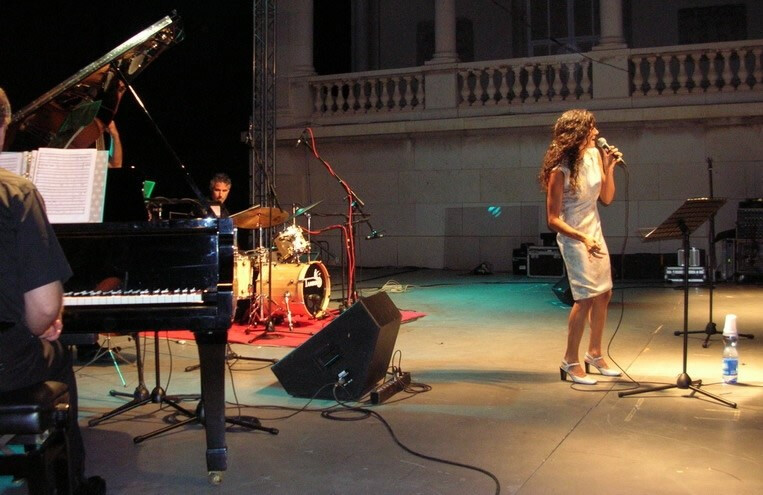 cover of Sotto le stelle del jazz - Le Voci femminili del Jazz italiano