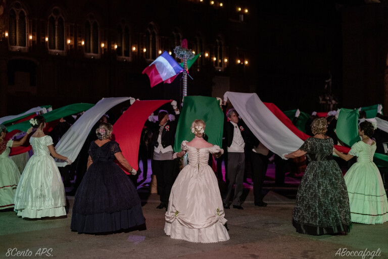 cover of Colorare la Patria con musiche danze e tricolori