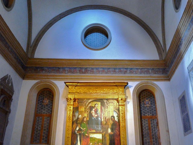 Chiesa di San Giovanni in Monte - interno