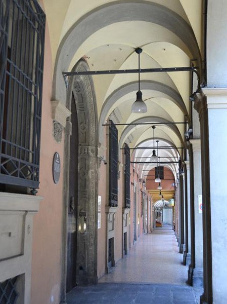 Palazzo Merendoni - portico