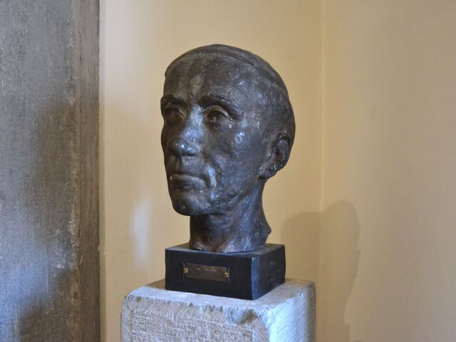 Gino Severini ritratto in scultura