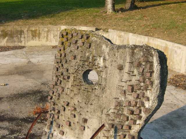 Ex Officine OM - San Lazzaro di Savena - La fontana - particolare